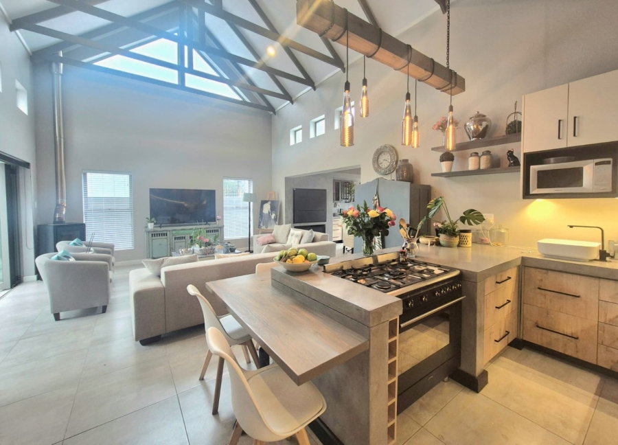 3 Bedroom Property for Sale in Blue Mountain Village Western Cape